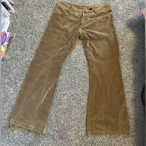 Like New! Boho style velvet/ suede feel flare leg jeans. Super cute! Size 14